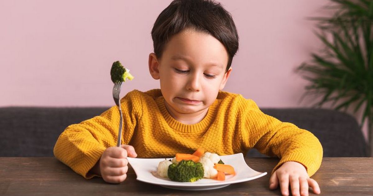 Trẻ biếng ăn: Nguyên nhân do đâu và giải pháp kịp thời